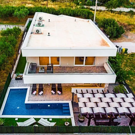 Nyaraló Olea- Pool- Grill- Naehe Flughafen Split By Interhome *
